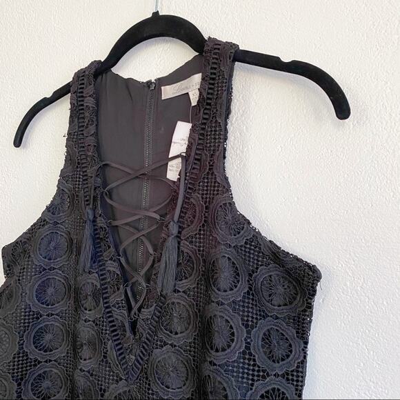 Lovers + Friends Escape Crochet Knit Dress NWT Size XS - Picture 2 of 15